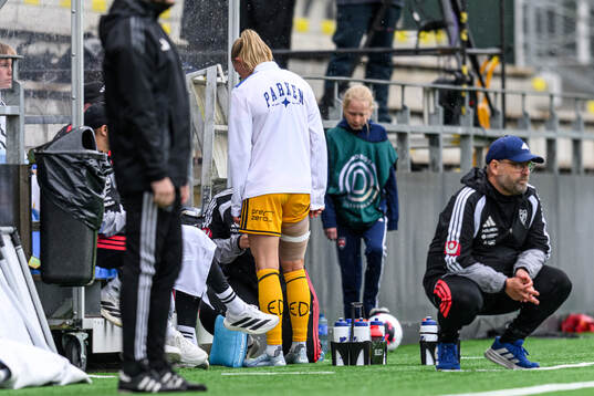 IFK Norrköpings Beatrice Persson får vård