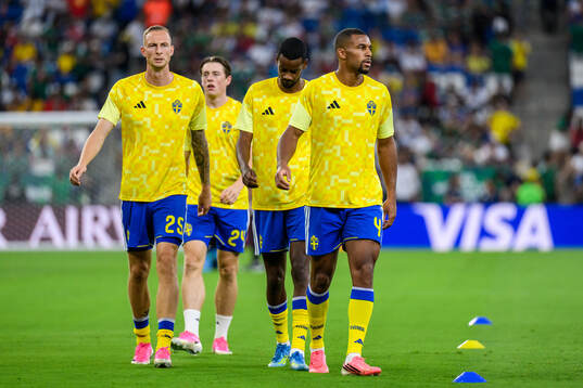 Gustaf Nilsson, Elliot Stroud, Alexander Isak and Isak Hien