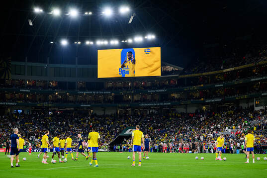 Alexander Isak of Sweden is presented