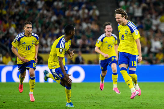 Yasin Ayari, Alexander Isak, Elliot Stroud and Mattias