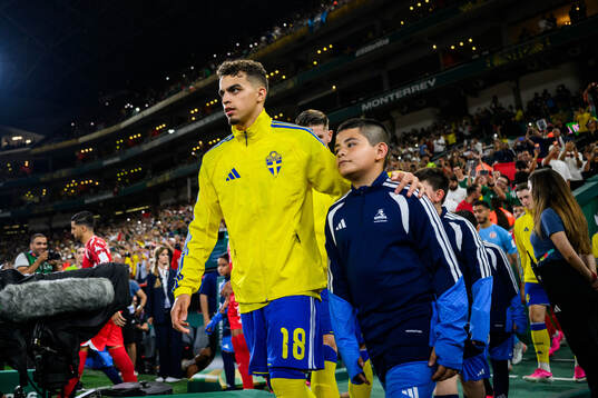 Yasin Ayari of Sweden
