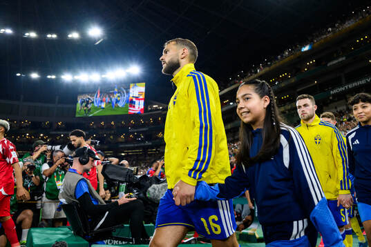 Jesper Karlström and Gabriel Gudmundsson of Sweden