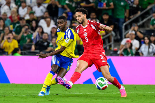 Alexander Isak of Sweden scores 2-0