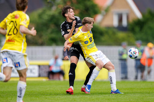 Örebros John Stenberg och Falkenbergs Hampus Källström