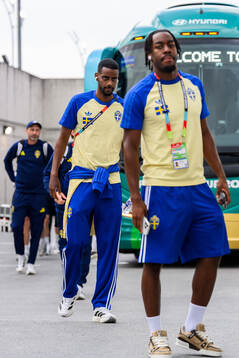 Alexander Isak of Sweden arrives at Estadio Monterrey