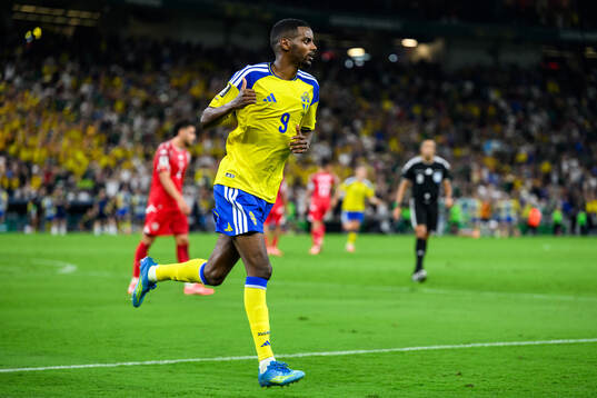 Alexander Isak of Sweden celebrates