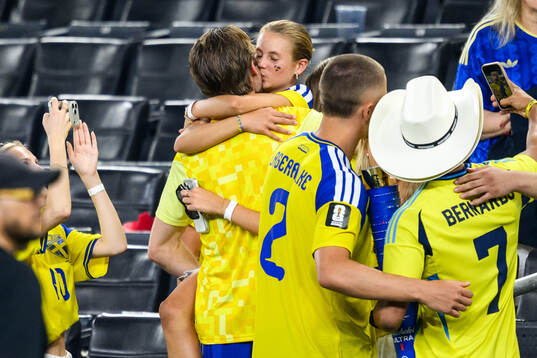 Benjamin Nygren of Sweden with his girlfriend Andrea