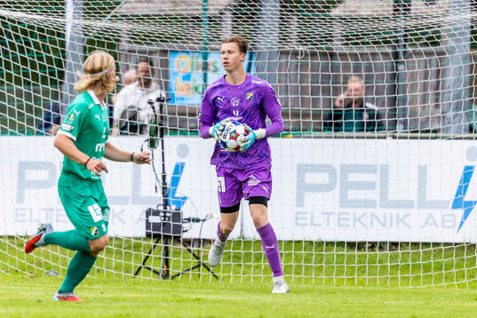 Ljungskiles målvakt Lukas Eriksson