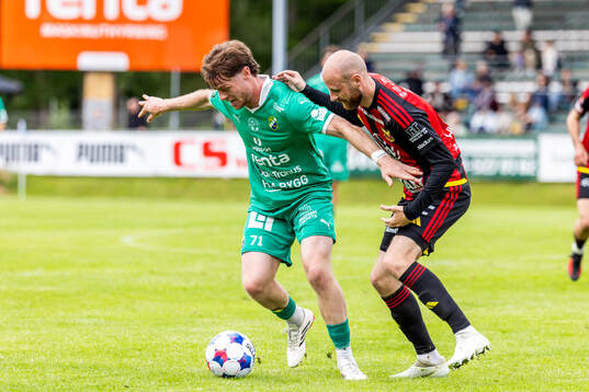 Ljungskiles Daniel Ljung och Östersunds Curtis Edwards