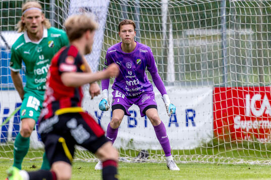 Ljungskiles målvakt Lukas Eriksson