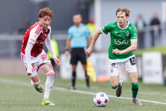Sandvikens Alan Carleton och Brages Gustav Nordh