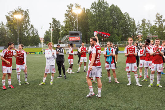 Sandvikens Kasper Harletun jublar jublar