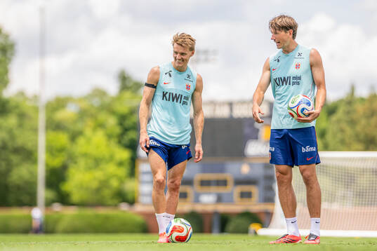 Martin Ødegaard and Sander Berge of the Norwegian national