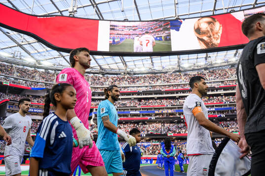 Saeid Ezatolahi, goalkeeper Alireza Beiranvand and Mehdi