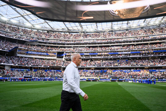 Head coach Darren Bazeley of New Zealand