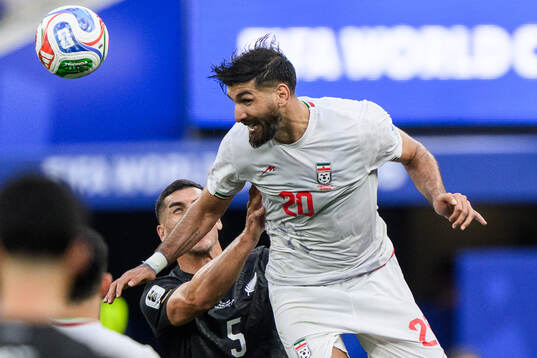 Michael Boxall of New Zealand and Shahriyar Moghanloo of