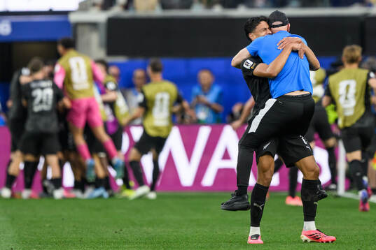 Marko Stamenic of New Zealand celebrates the 1-2 goal
