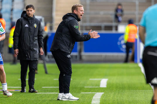 Varbergs tränare Victor Salwén