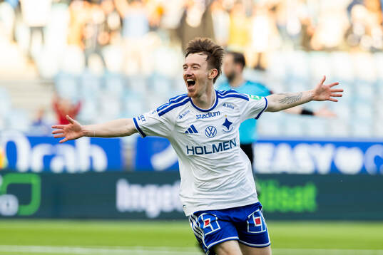 IFK Norrköpings Ryan Nelson jublar