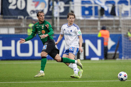 Varbergs Jonathan Nilsson och IFK Norrköpings Ture Sandberg