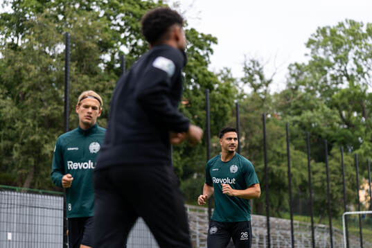 Jusef Erabi och Markus Karlsson (t v)