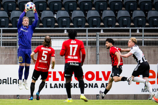 Nordic Uniteds målvakt William Eskelinen