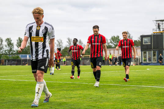 Nordic Uniteds Niklas Söderberg och Teo Grönborg deppar