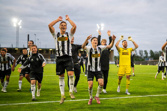 Landskronas spelare jublar