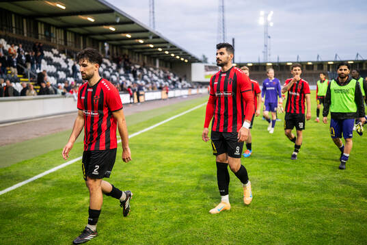Nordic Uniteds Matteus Behnan och Lorent Mehmeti deppar