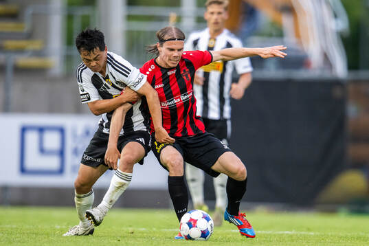 Landskronas Kota Sakurai och Nordic Uniteds Elias Andersson