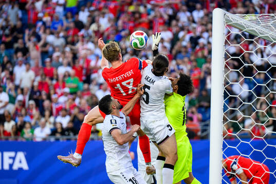 Kristian Thorstvedt of Norway scores 1-4