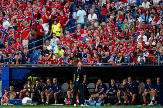 Head coach Ståle Solbakken of Norway
