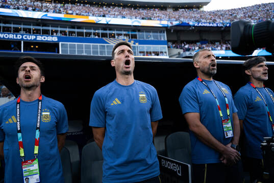 Head coach Lionel Sebastián Scaloni of Argentina sings the