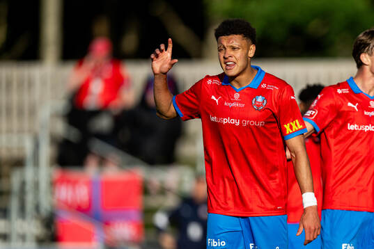 Helsingborgs Obafemi Awodesu reagerar