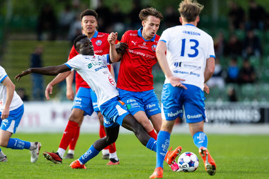 IFK Värnamos Mohamed Kamara och Helsingborgs Lukas