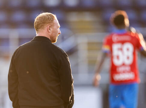 Helsingborgs manager Stevie Grieve
