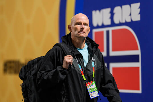 Head coach Ståle Solbakken of Norway