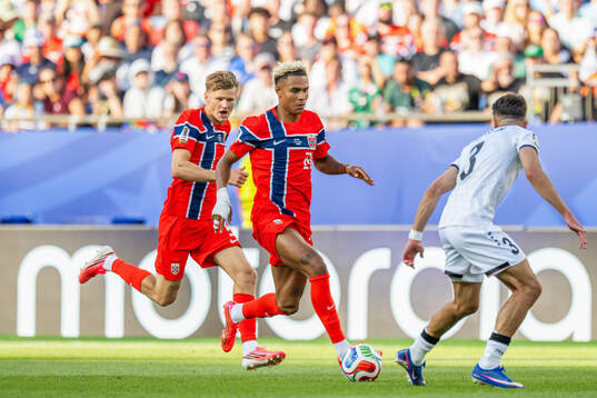 David Møller Wolfe and Antonio Nusa of Norway