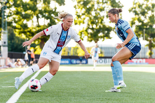 Malmö FFs Tuva Skoog och Djurgårdens Meja Staffansson