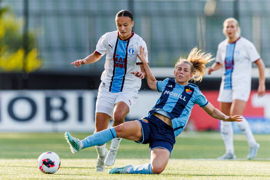 Malmö FFs Amy Joan Irene Sayer och Djurgårdens Elsa