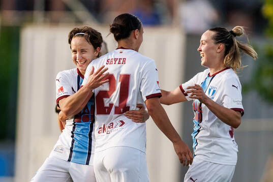 Malmö FFs Miljana Ivanovic jublar