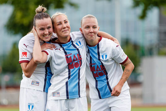 Malmö FFs Larkin Russell,  Mia Persson och Nathalie Hoff