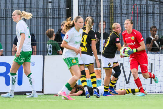Hammarbys målvakt Melina Loeck