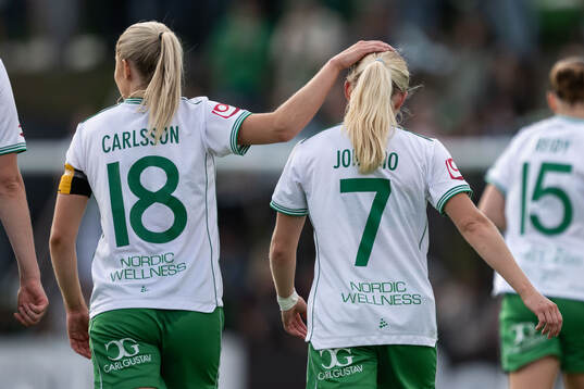 Hammarbys Alice Carlsson och Emilie Joramo jublar