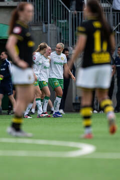 Hammarbys Elin Sørum, Emilie Joramo och Stina Lennartsson