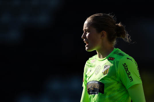 Häckens målvakt Fanney Inga Birkisdottir