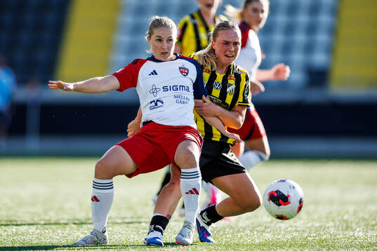Rosengårds Hanna Andersson och Häckens Pernille Sanvig