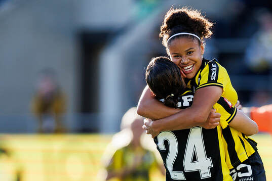 Bläddra bland fler bilder av Fotboll, Damallsvenskan, Häcken - Rosengård