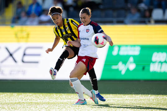 Häckens Felicia Schröder och Rosengårds Alice Enehov