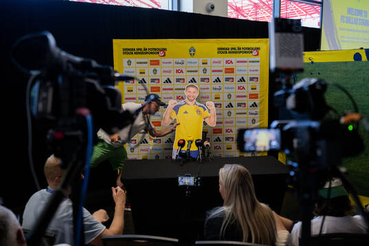 Swedish newspaper Göteborgs Posten with a paper figure of